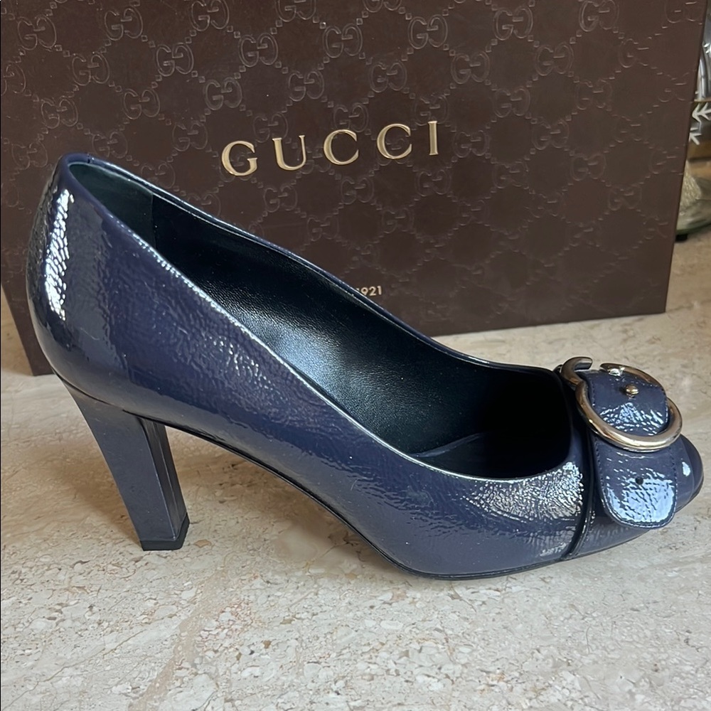 Gucci Blue Heels Elegant Peep-Toe Pumps